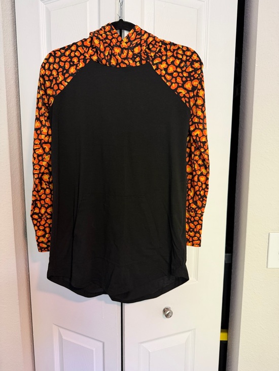 LuLaRoe Tops - 🇺🇸🎉LulaRoe Amber Hoodie